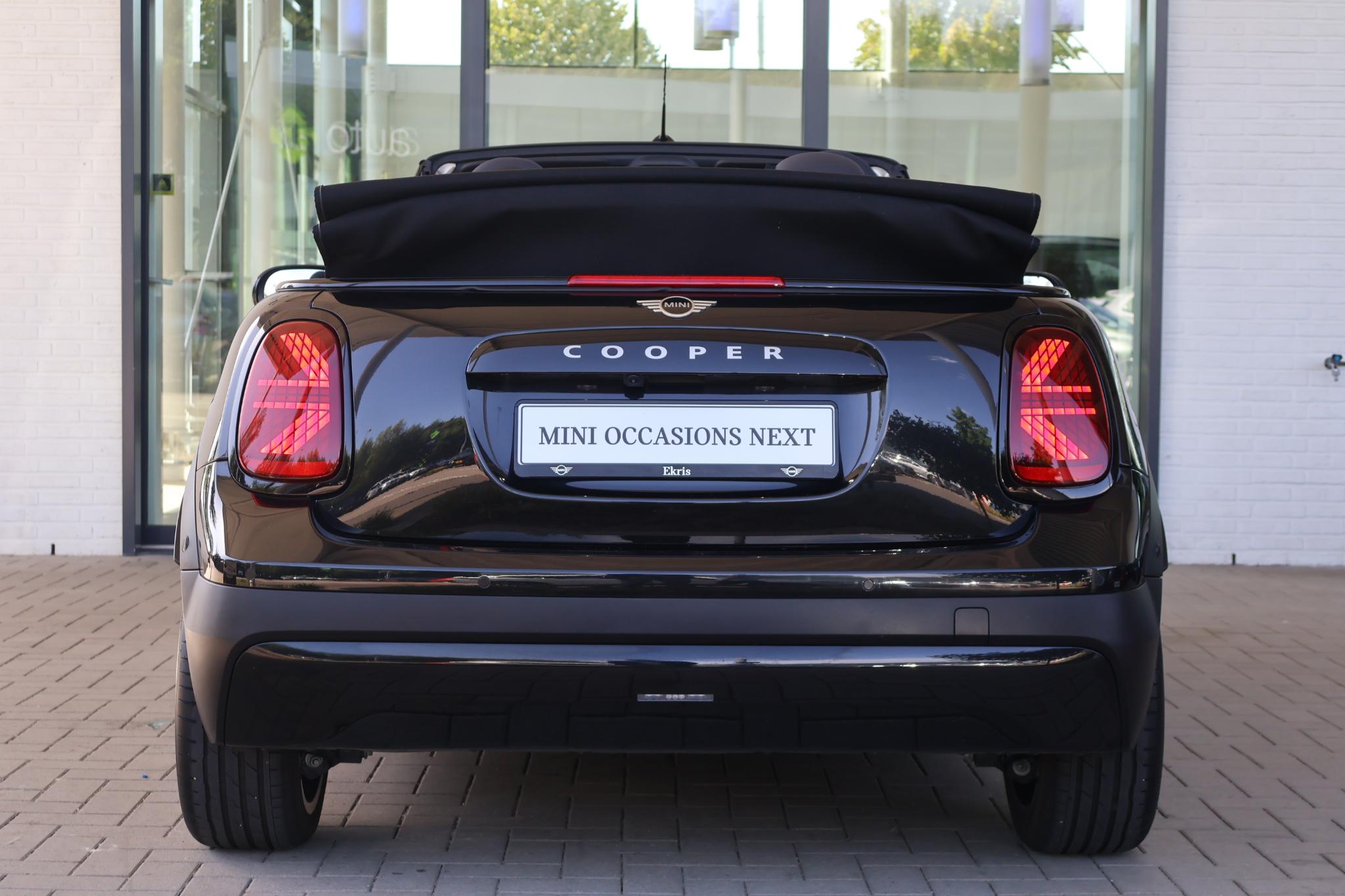 MINI Cabrio 2.0 Cooper C Favoured L - Afbeelding 4