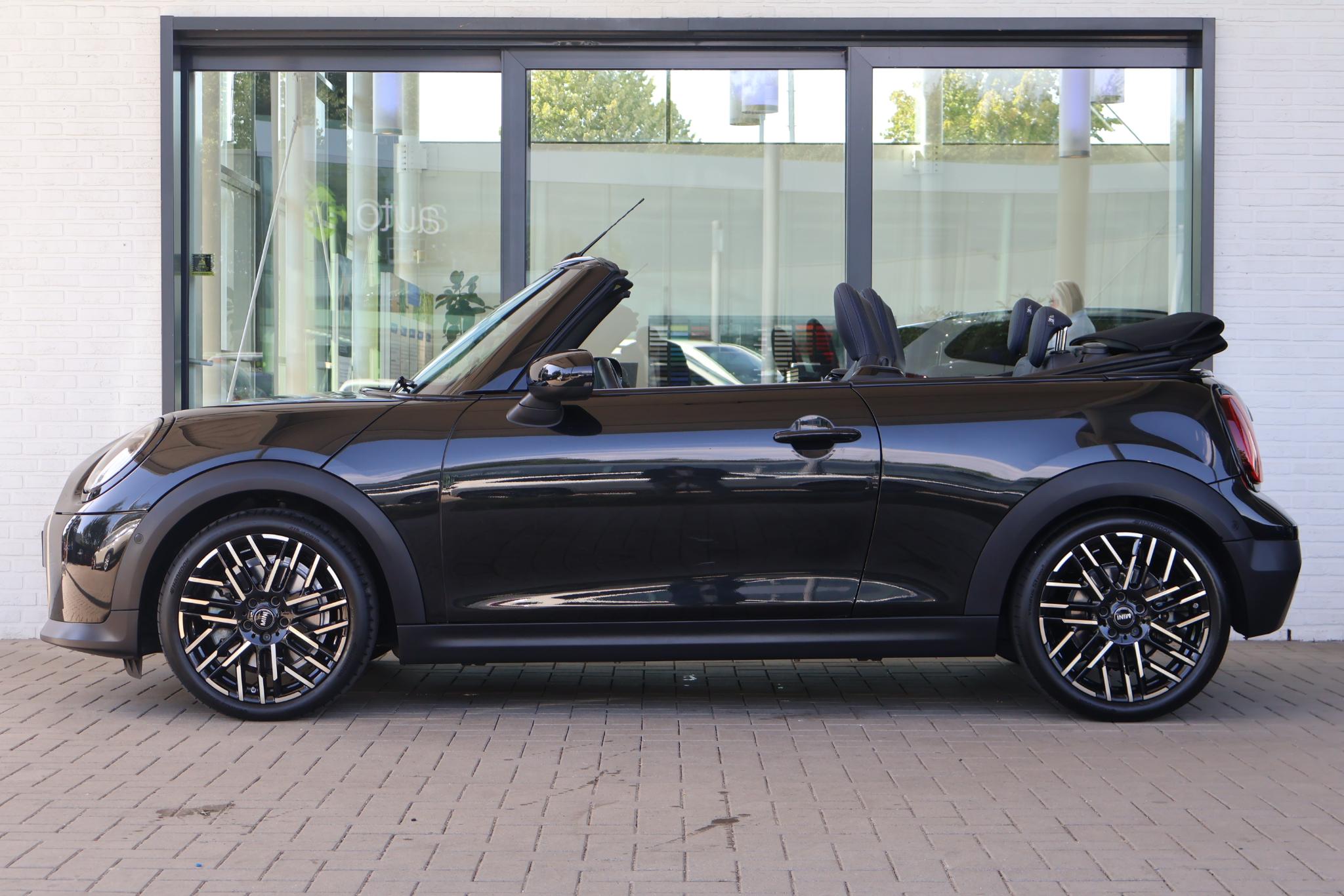 MINI Cabrio 2.0 Cooper C Favoured L - Afbeelding 5