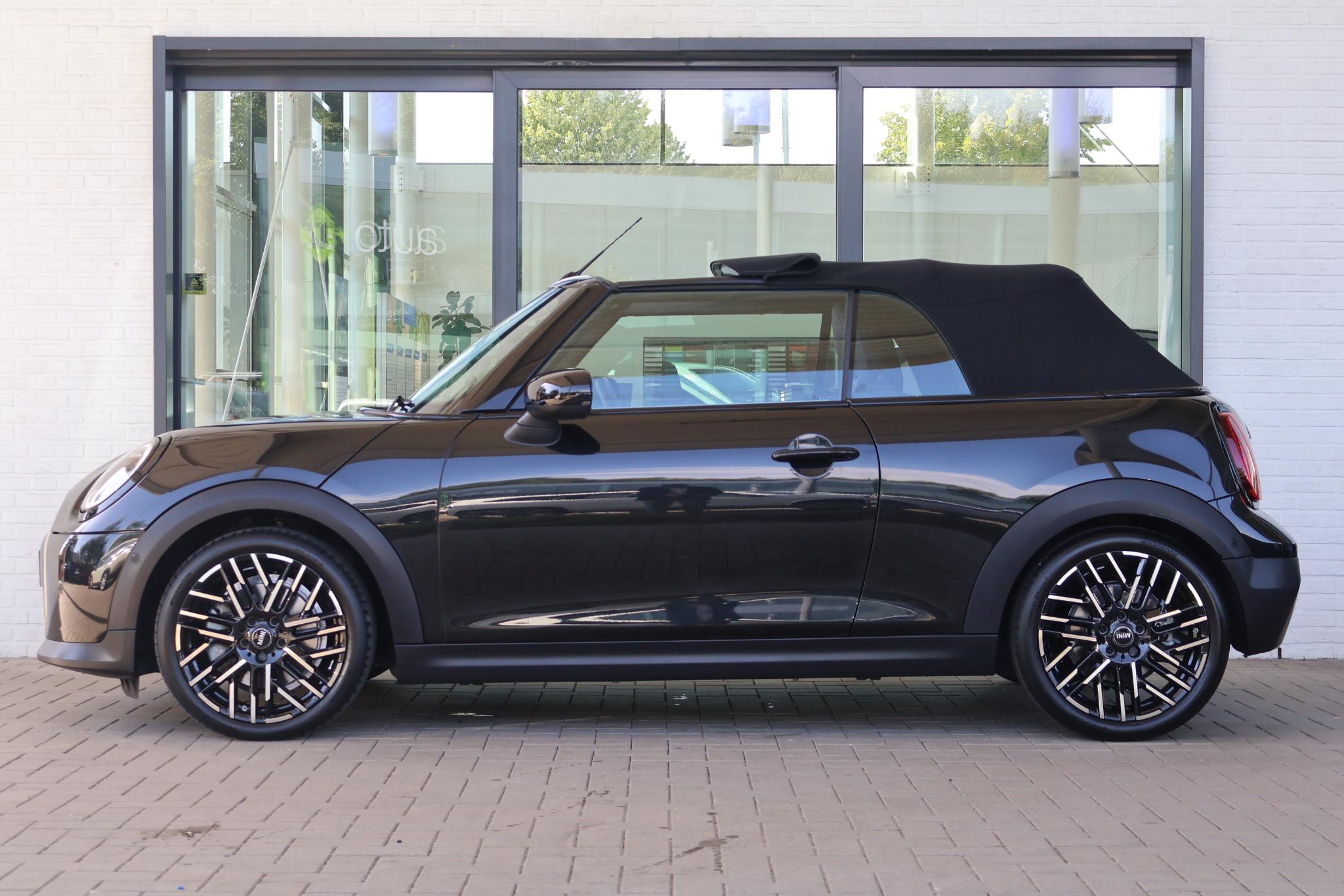 MINI Cabrio