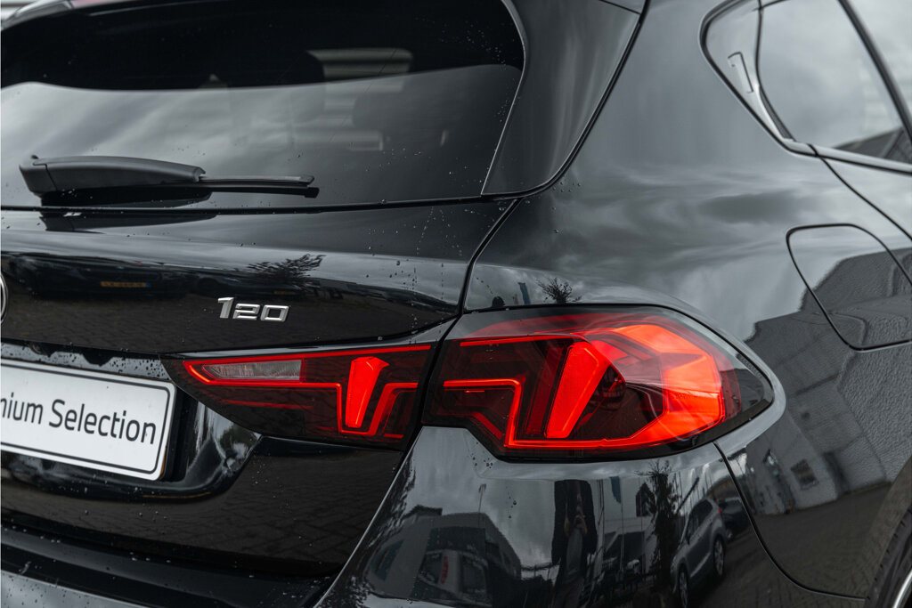 BMW 1 Serie 11