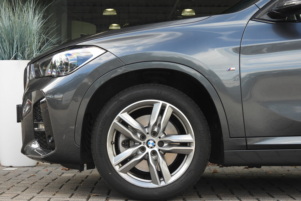 BMW X1 12