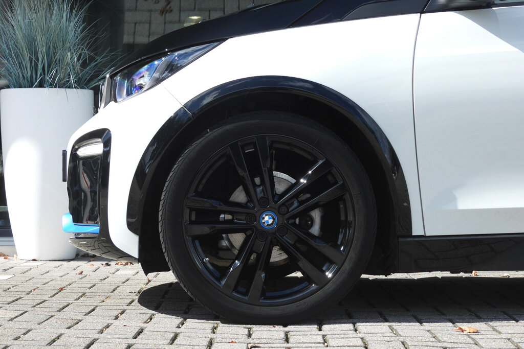 BMW i3 9