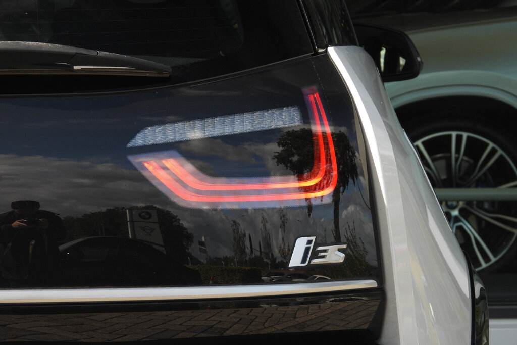 BMW i3 12