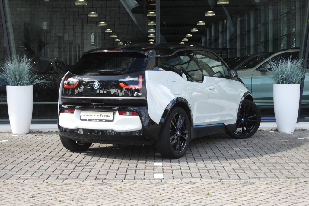 BMW i3 13