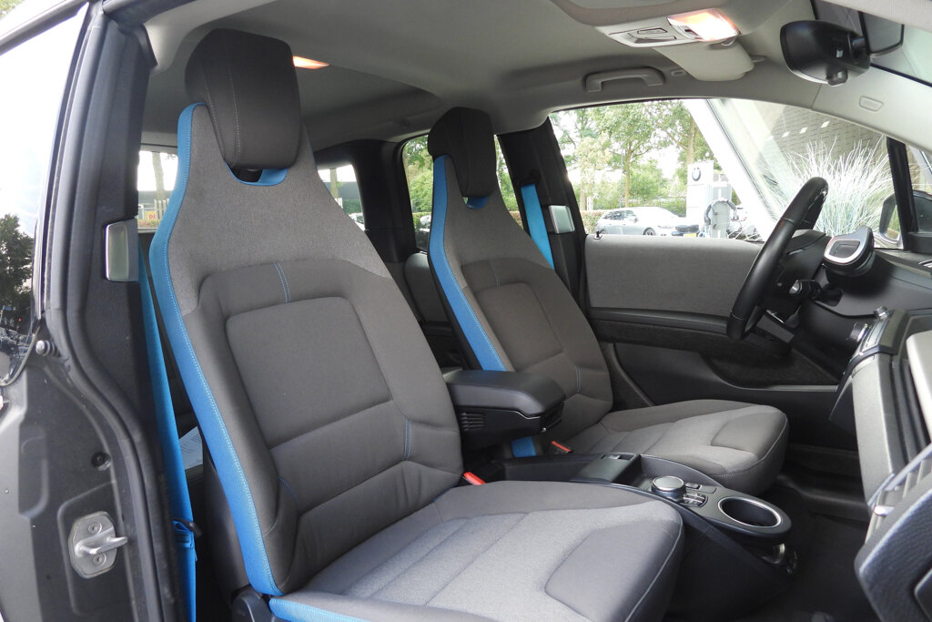 BMW i3 18