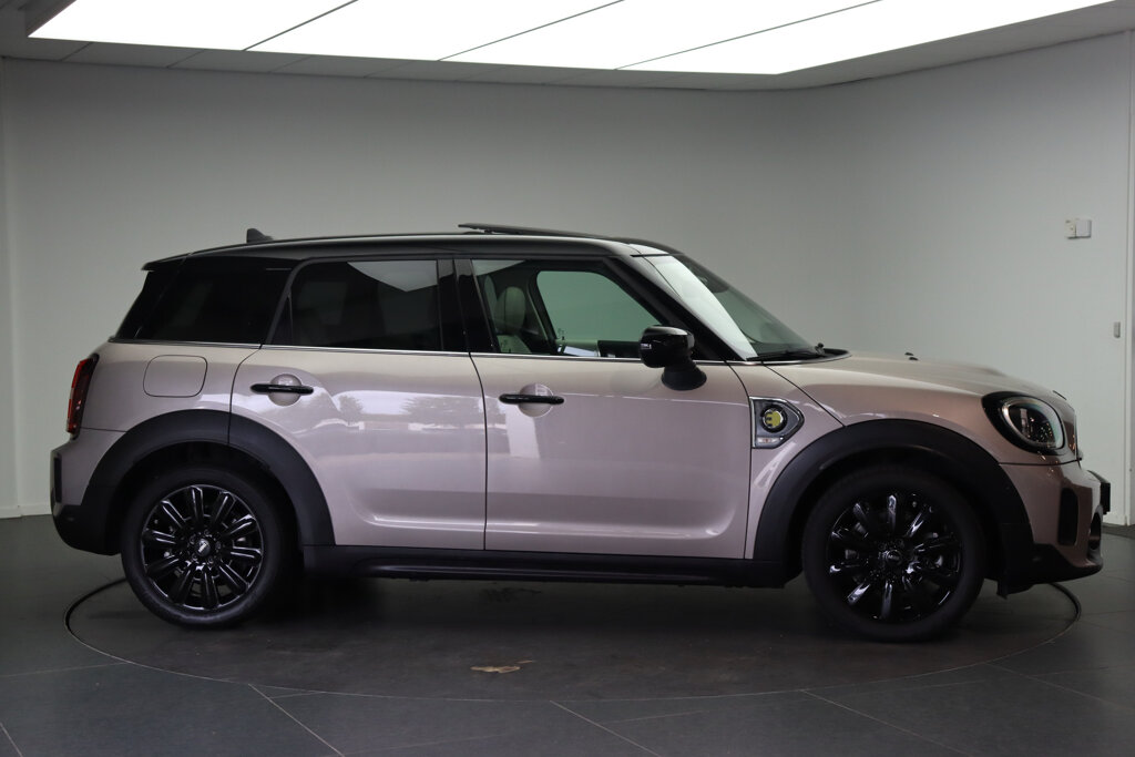 MINI Countryman 4