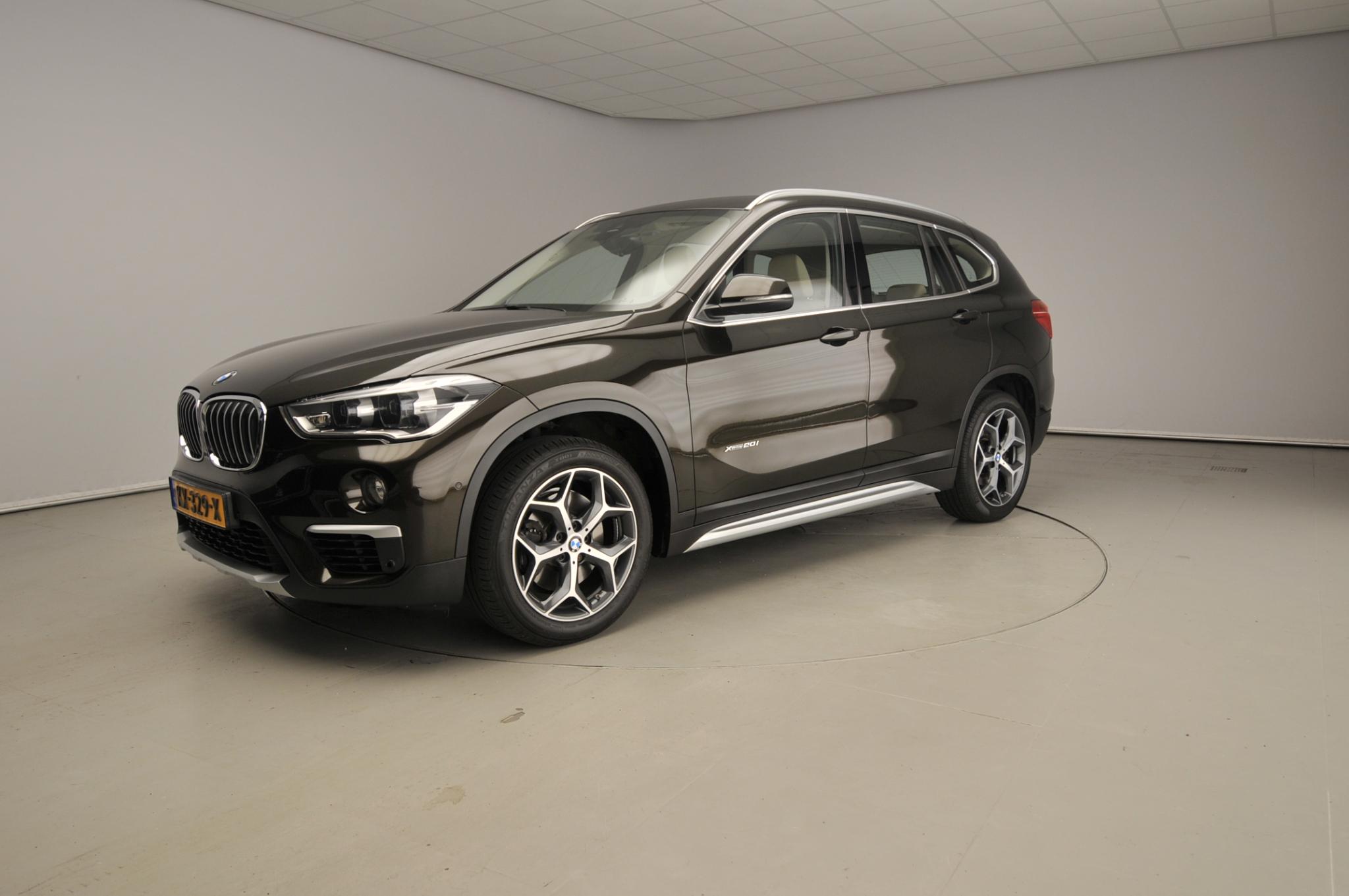 BMW X1 xDrive20i Centennial High Executive