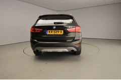 BMW X1 xDrive20i Centennial High Executive - Afbeelding 3