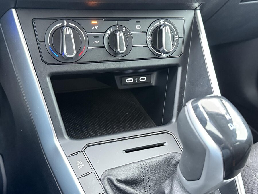 Volkswagen Polo 1.0 TSI Life Edition