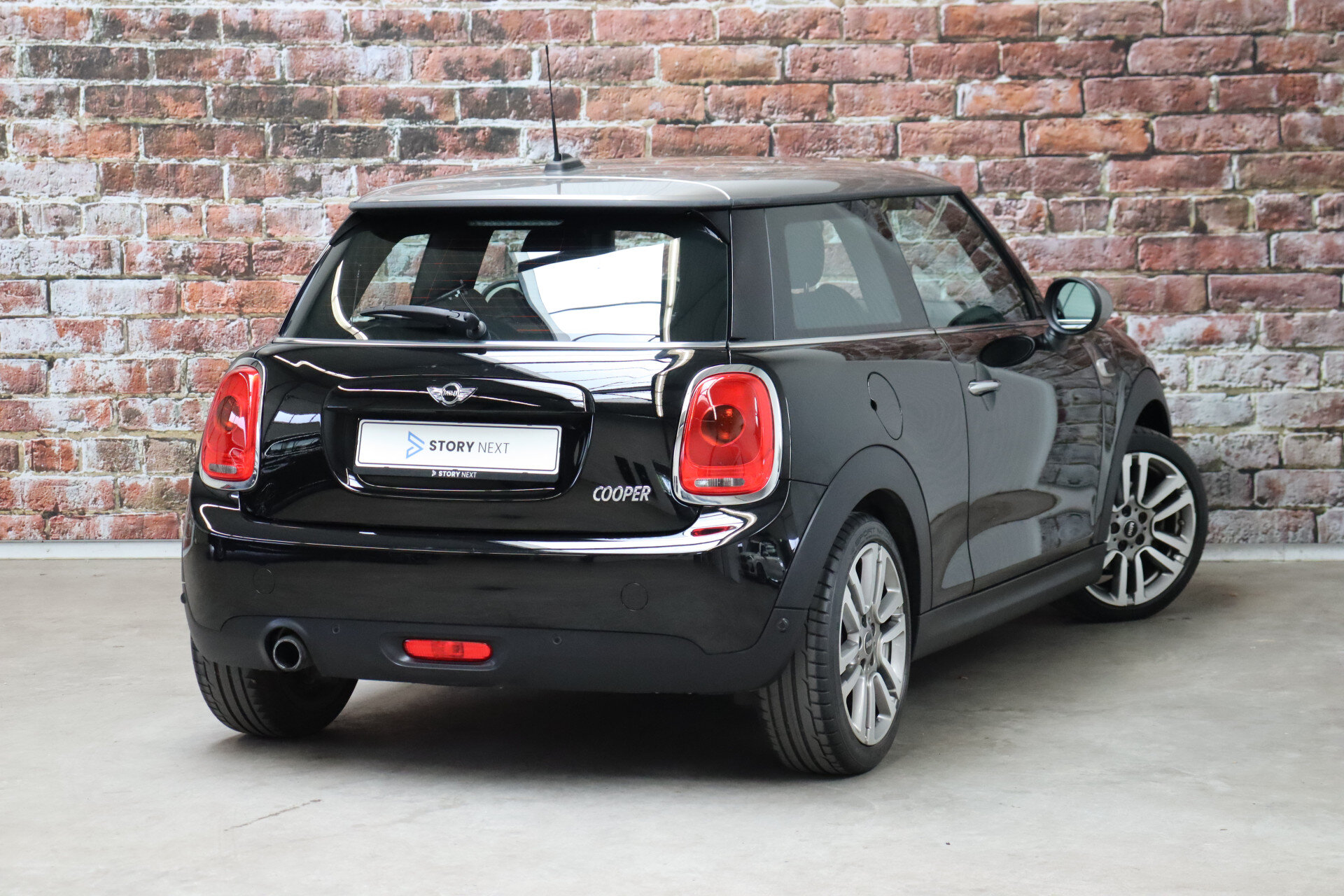 MINI Cooper Hatchback Business 3 deurs - Afbeelding 4
