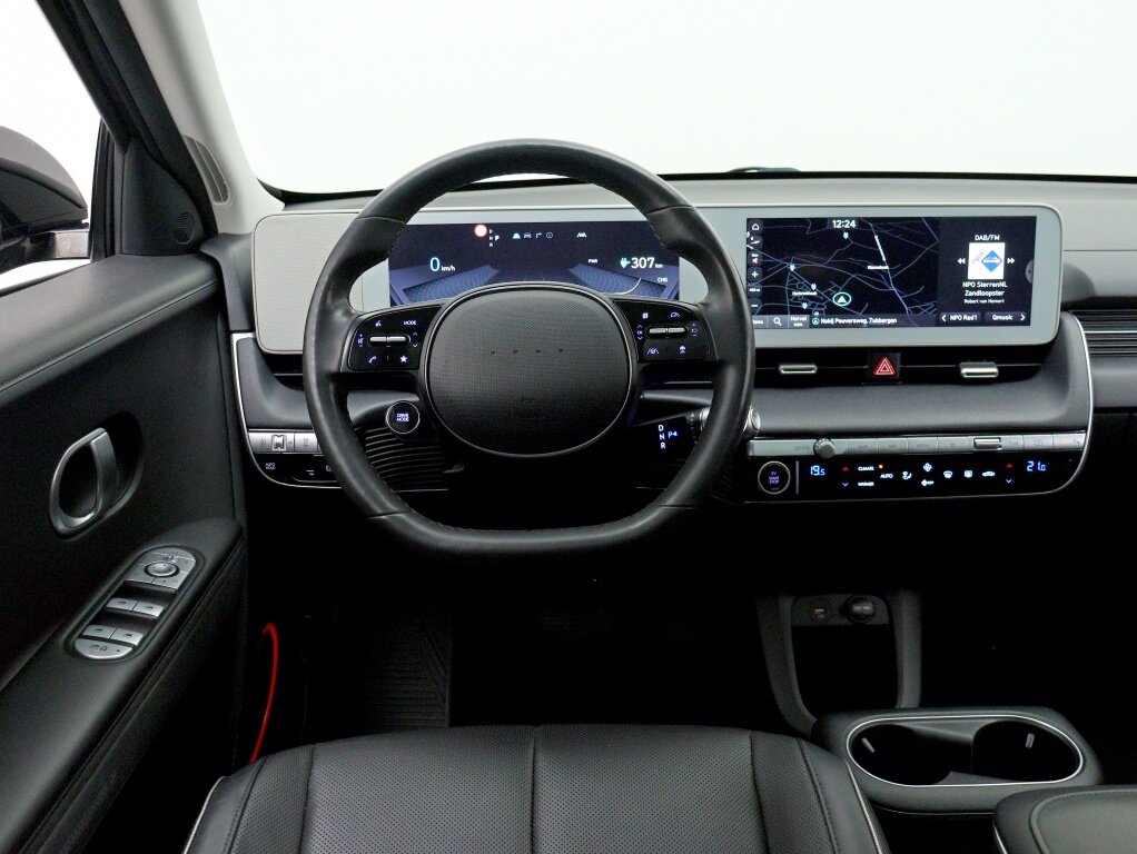 Hyundai IONIQ 5 Lounge 73kWh | Panoramadak | SOH 94.0% | All-seasonbanden - Afbeelding 3