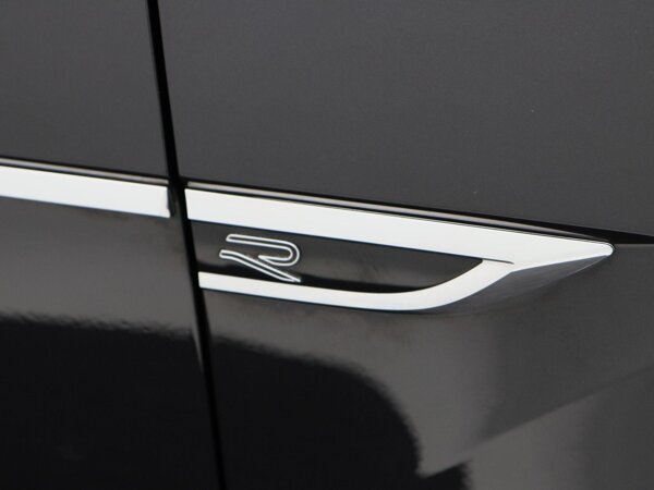 R-Line Exterieur