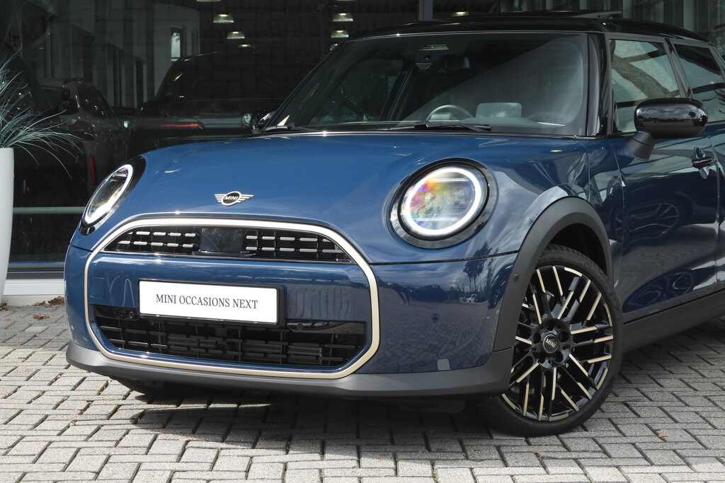 MINI 5-Deurs 6