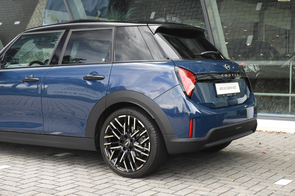 MINI 5-Deurs 17