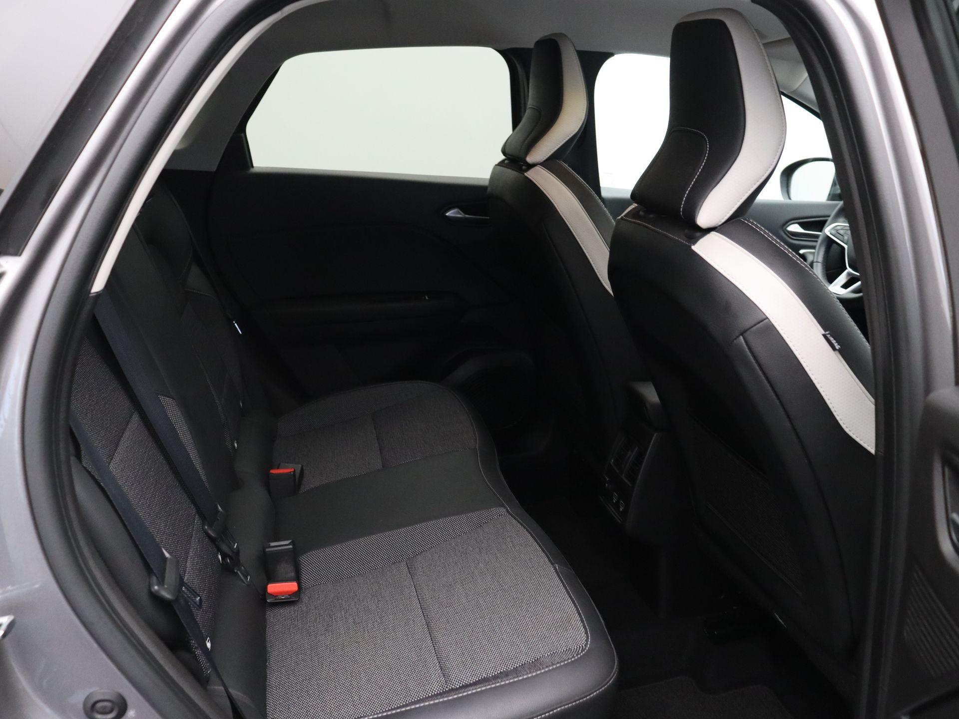 Renault Captur E-Tech Plug-in Hybrid 160pk Intens - Afbeelding 10