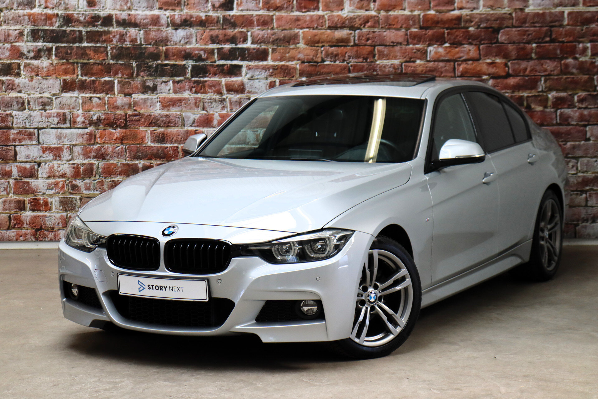 BMW 3 Serie Sedan 320i High Executive M Sport Pakket Automaat