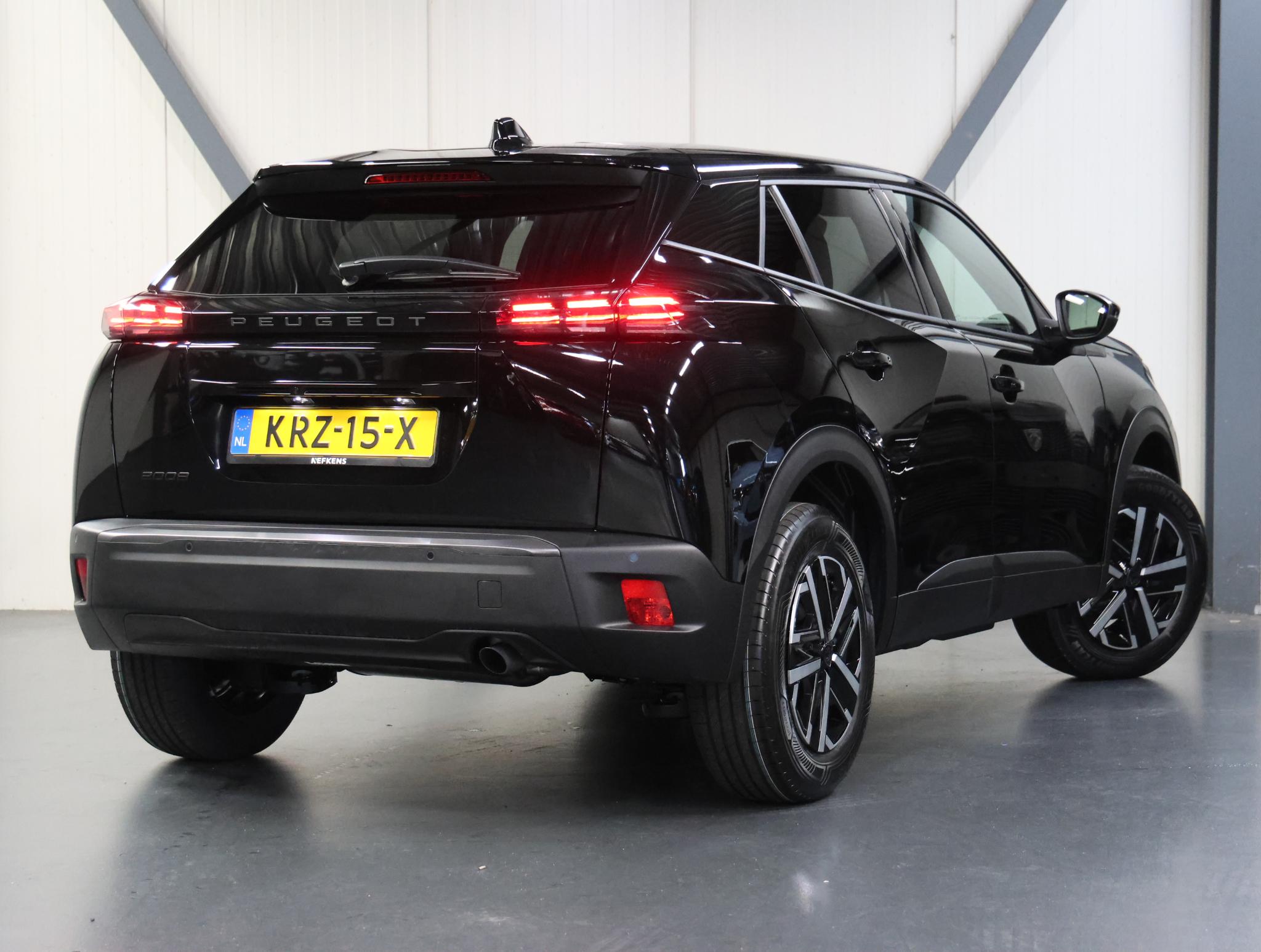 Peugeot 2008 1.2 Turbo 100PK Business - Afbeelding 3
