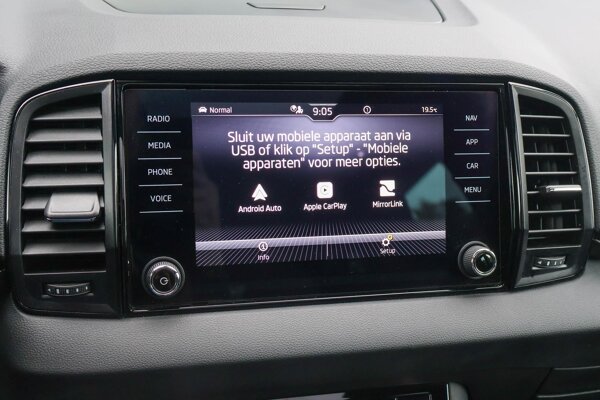 Apple Carplay/Android Auto Apple Carplay/Android Auto