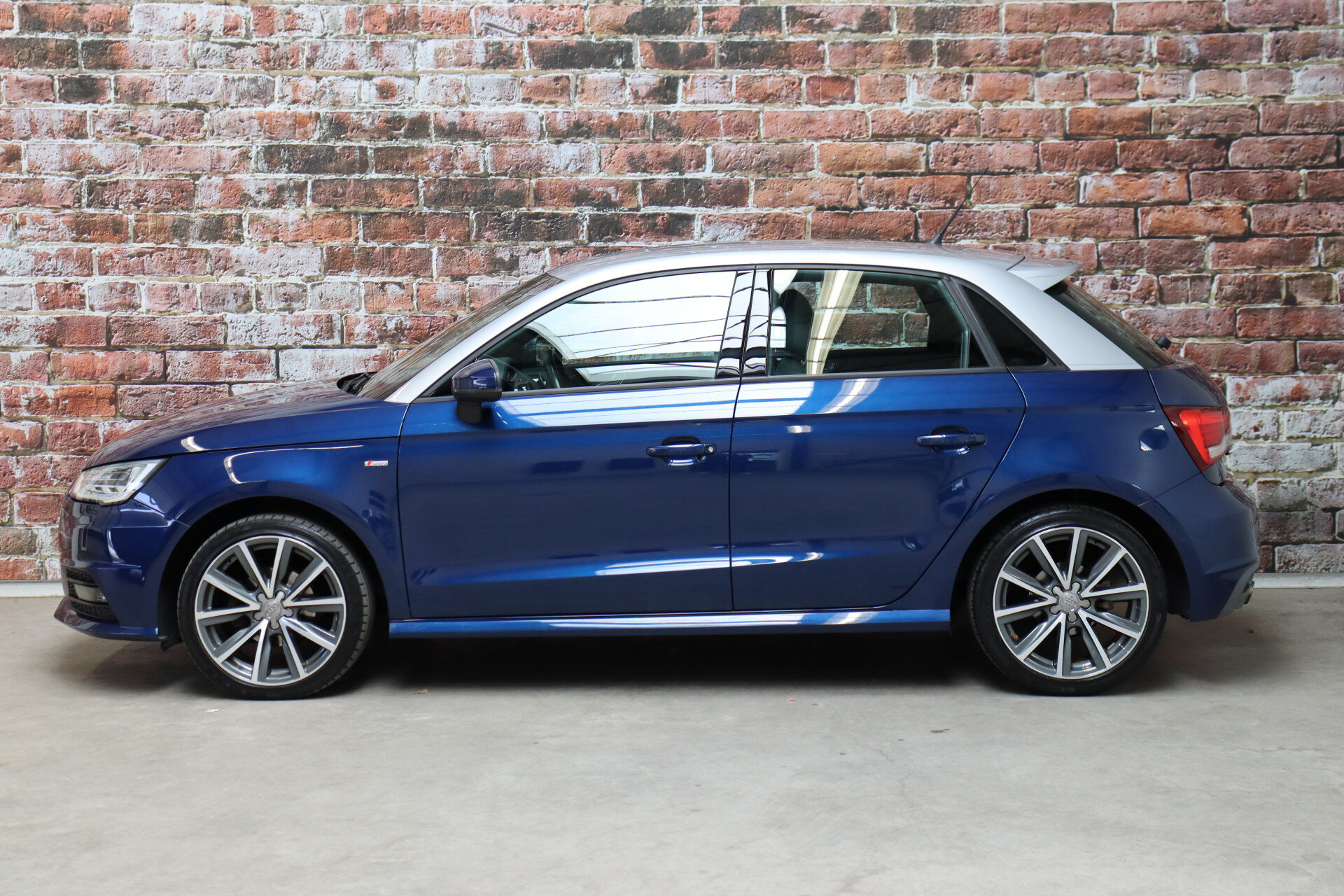 Audi A1 Sportback 1.0 TFSI 96pk Sport S line Edition Automaat 5 deurs - Afbeelding 3