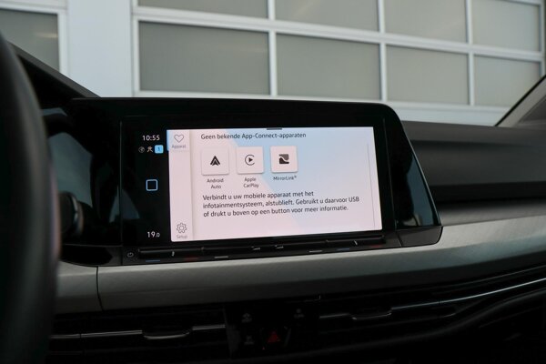 Apple Carplay/Android Auto
