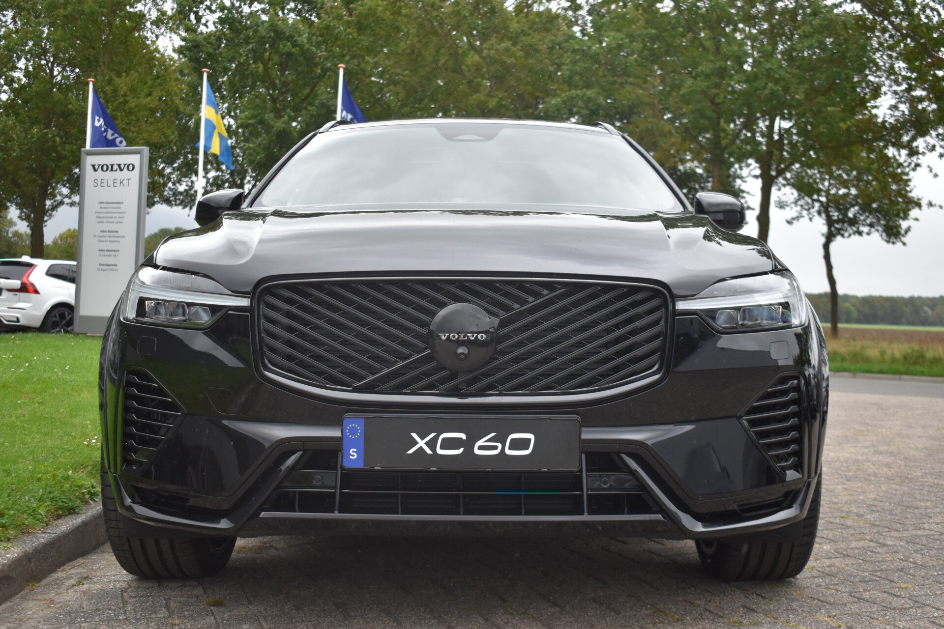 Volvo XC60 T8 455PK Plug-in hybrid AWD Ultra Black Edition - Afbeelding 2