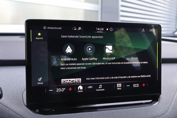 Apple Carplay/Android Auto Apple Carplay/Android Auto