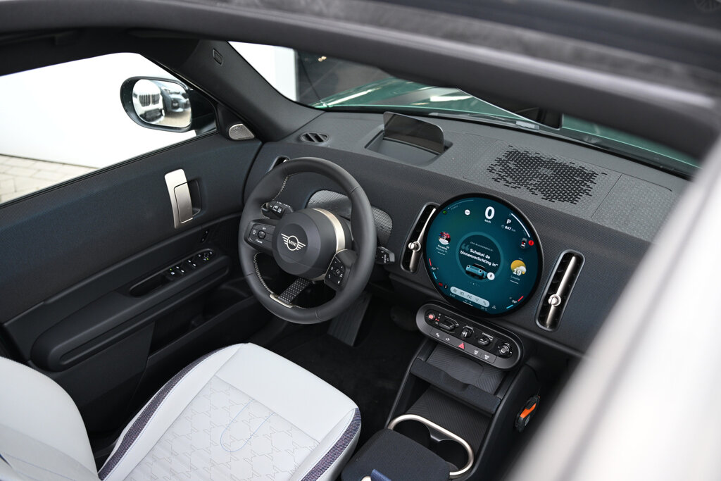 MINI Countryman 6