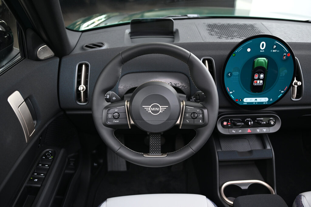 MINI Countryman 8
