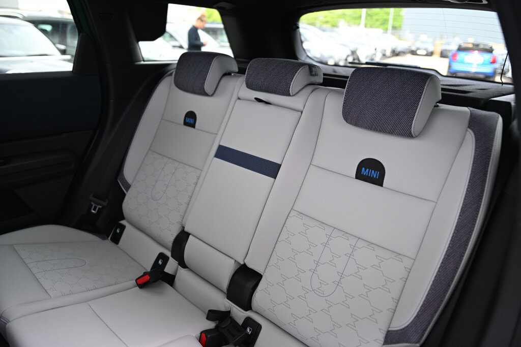 MINI Countryman 28