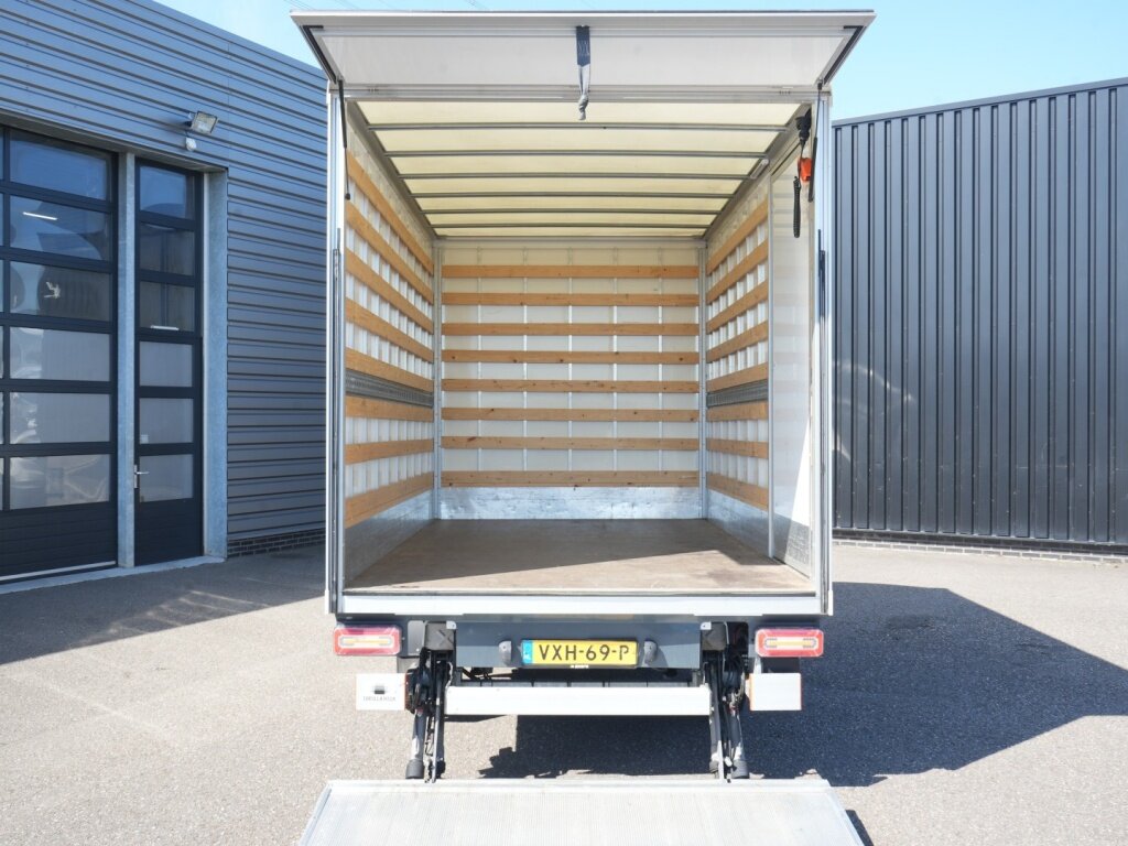 Volkswagen Crafter 35 2.0 TDI L3 EL 18m3 + laadklep | Navigatie | Carplay | Cruise - Afbeelding 3