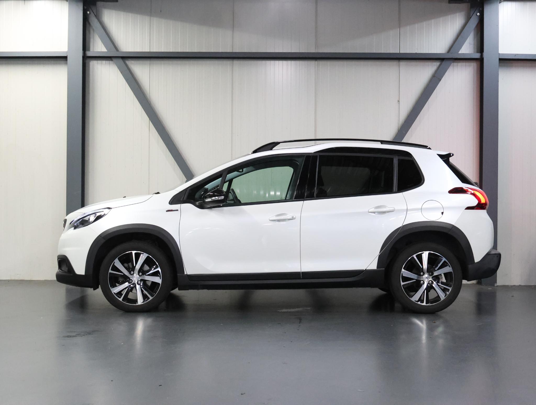 Peugeot 2008 110PK GT-Line - Afbeelding 2
