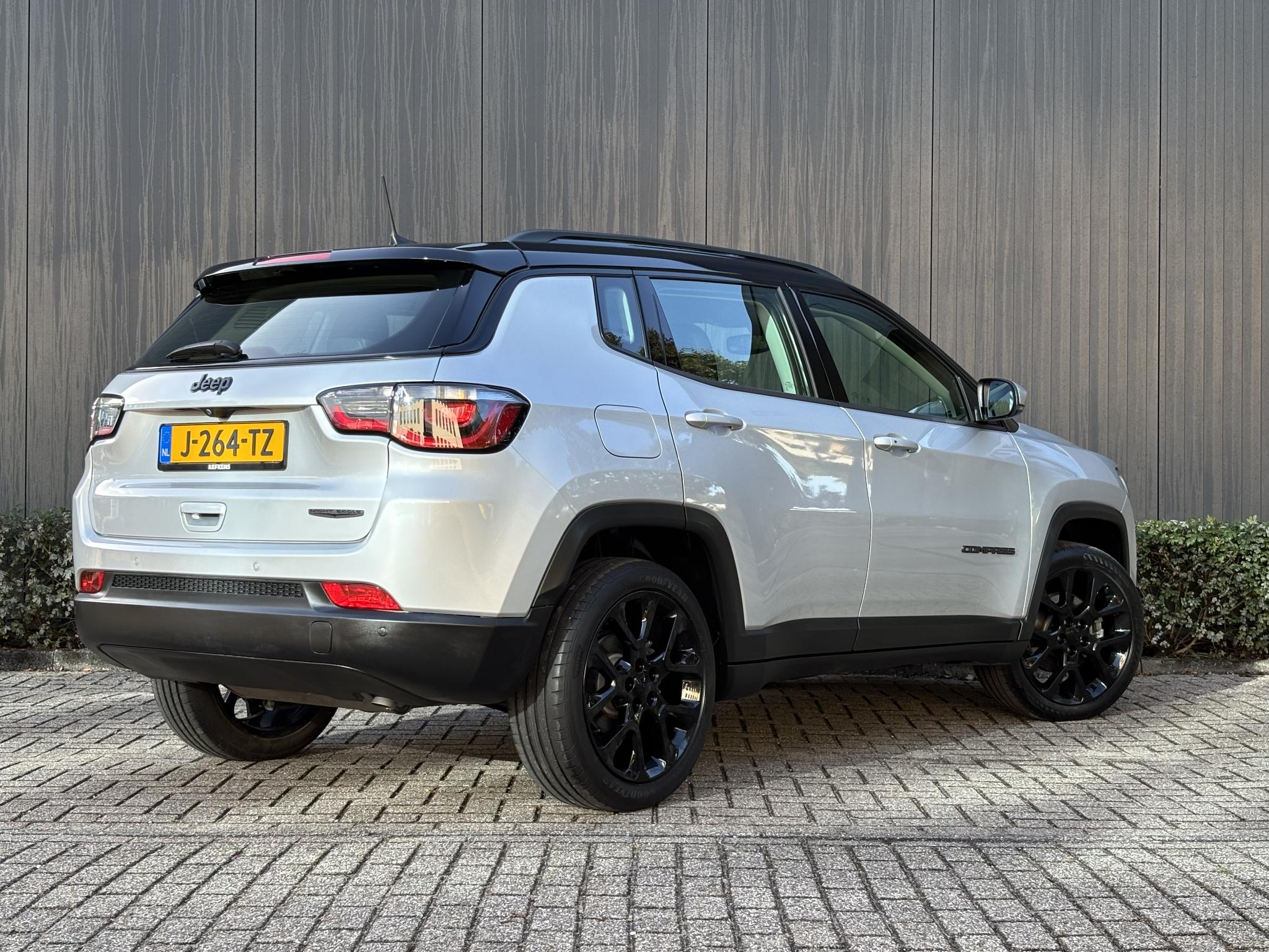 Jeep Compass 150pk Night Eagle Automaat - Afbeelding 3