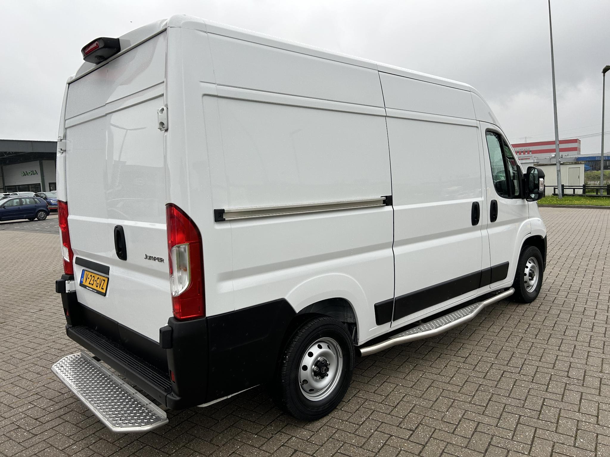 Citroën Jumper 2.2 BlueHDi 120 S&S L2H2 3.3t - Afbeelding 4