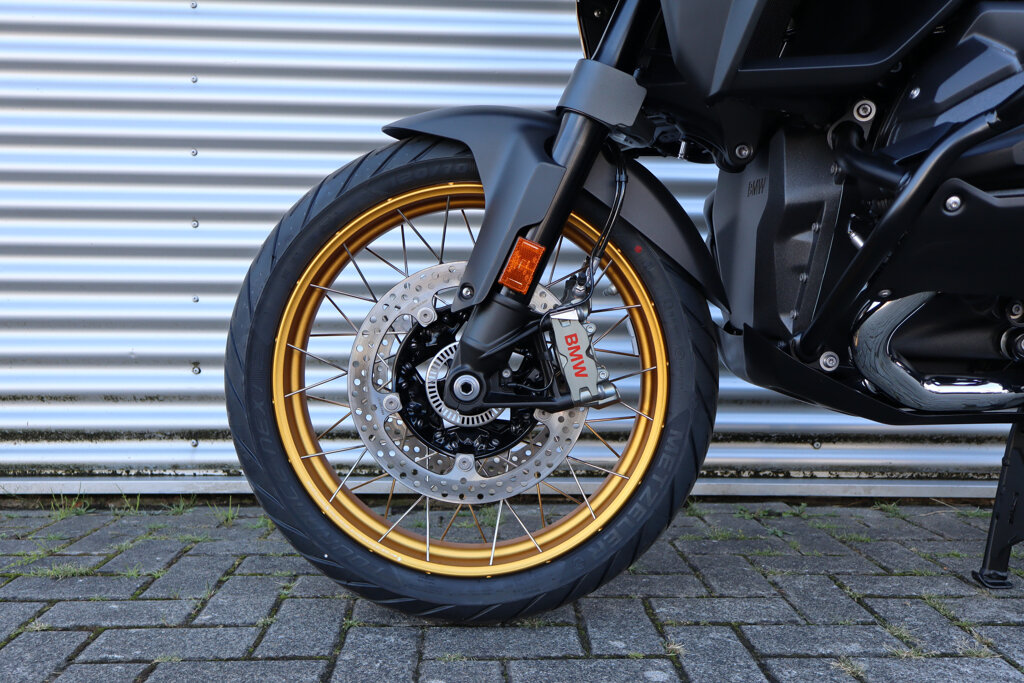 BMW R 1300 GS 9