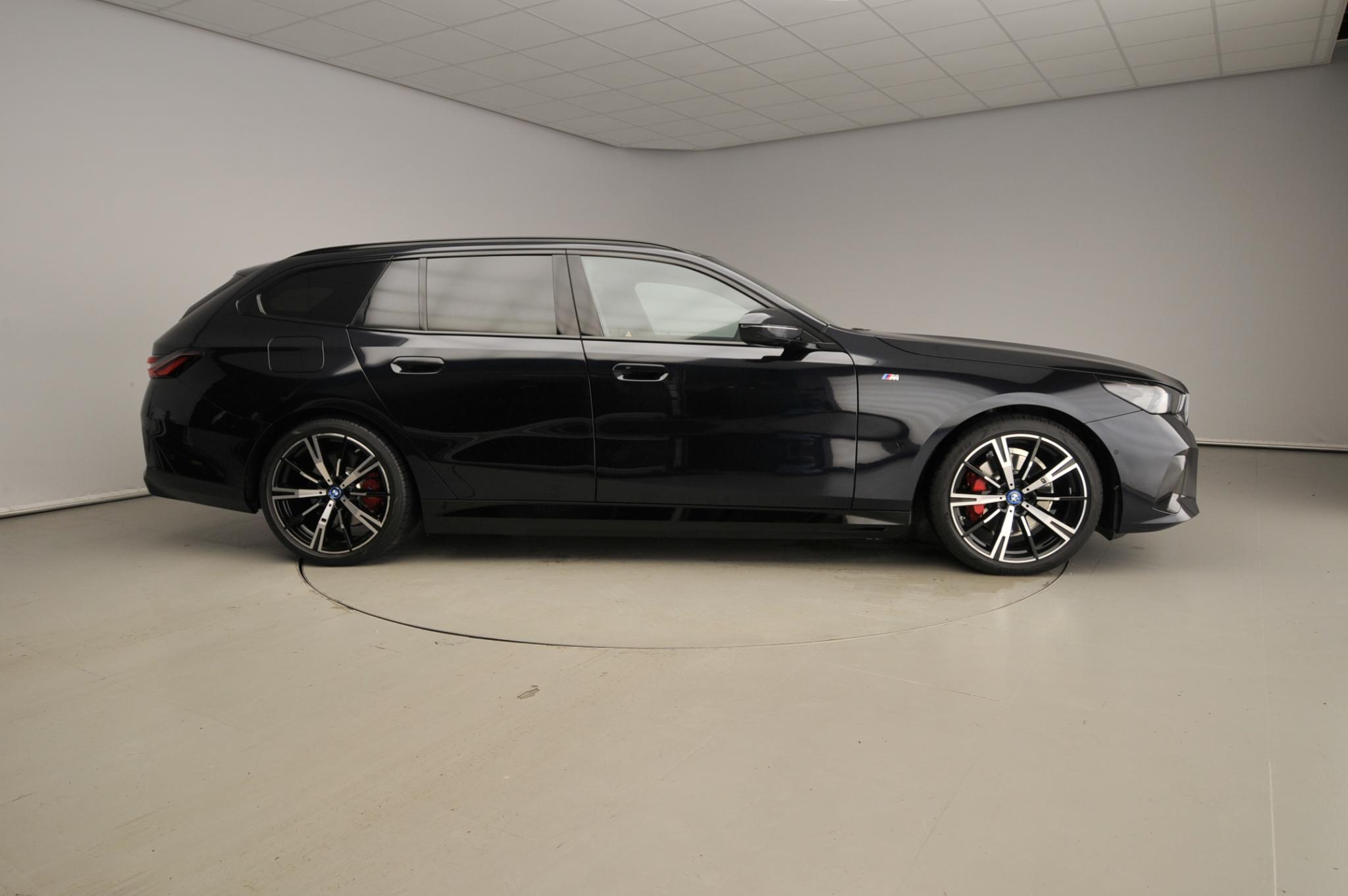 BMW 5 Serie Touring 530e - Afbeelding 4