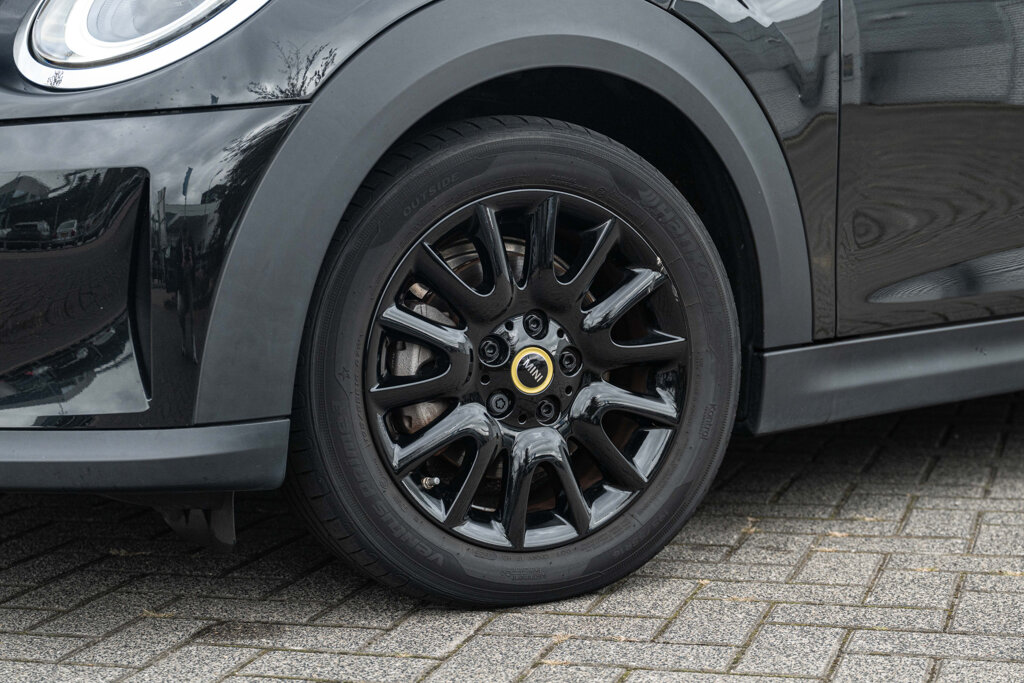 MINI Electric 8