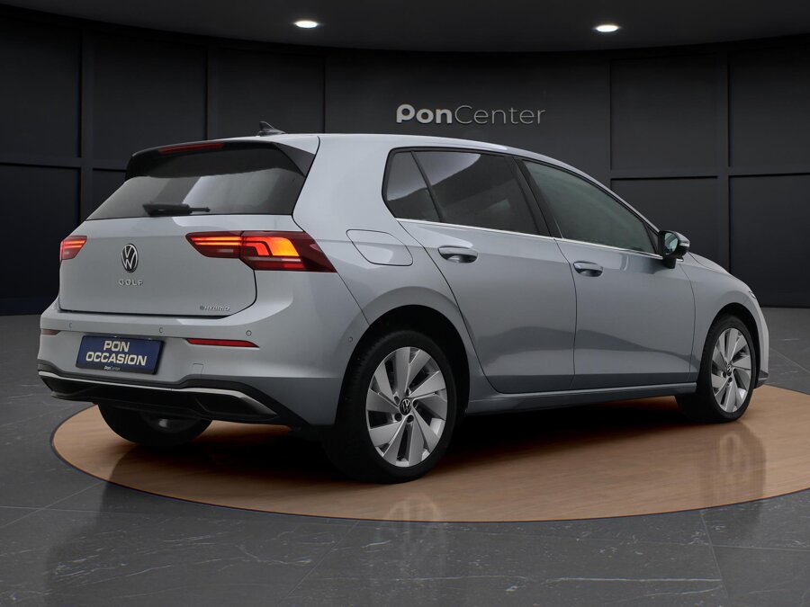 Volkswagen Golf 1.5 eHybrid Style