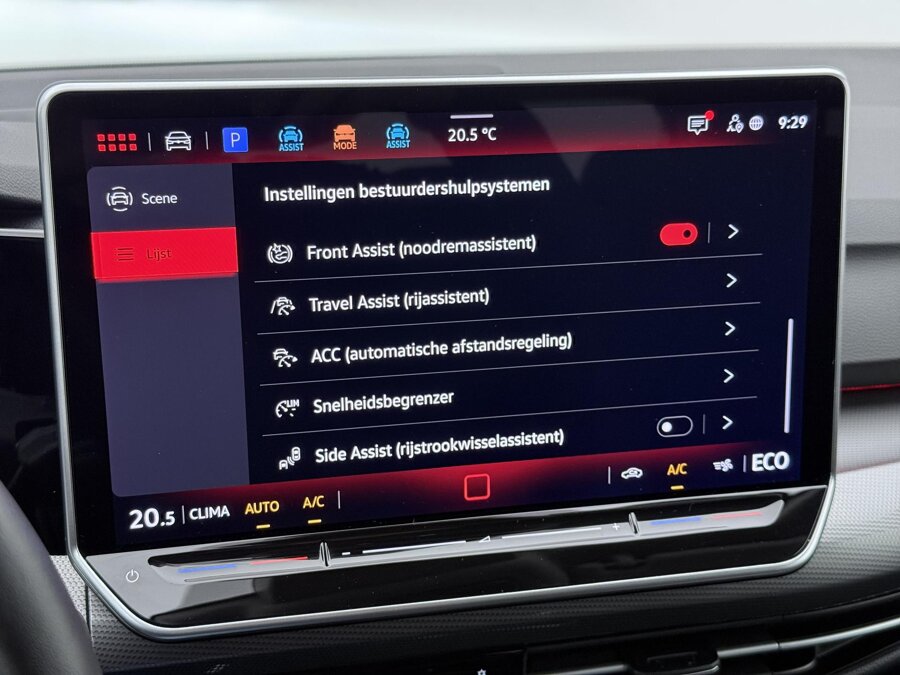 Volkswagen Golf 1.5 eHybrid Style