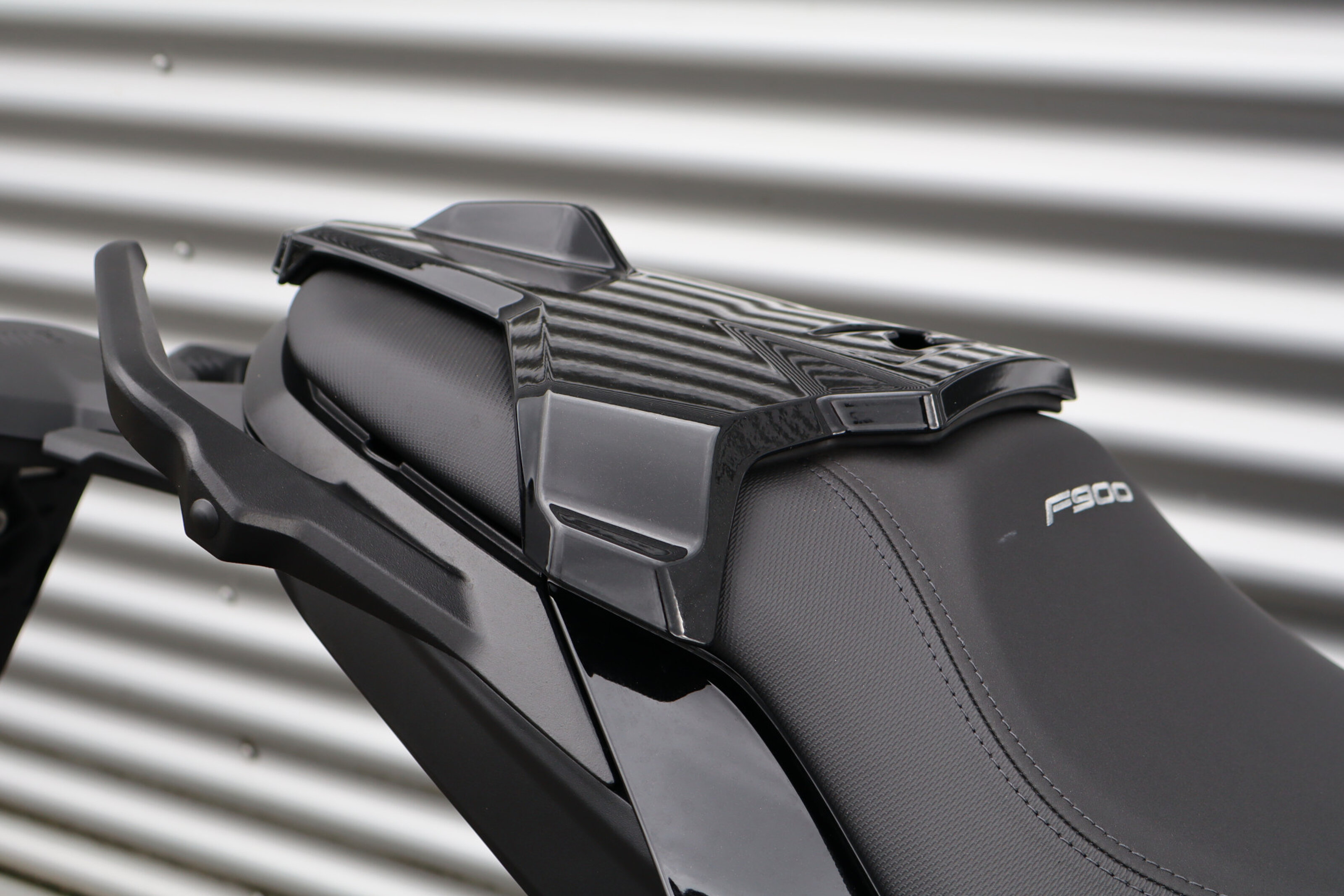 BMW F 900 R |SC Project |Schakelassistent Pro |Handvatverwarming