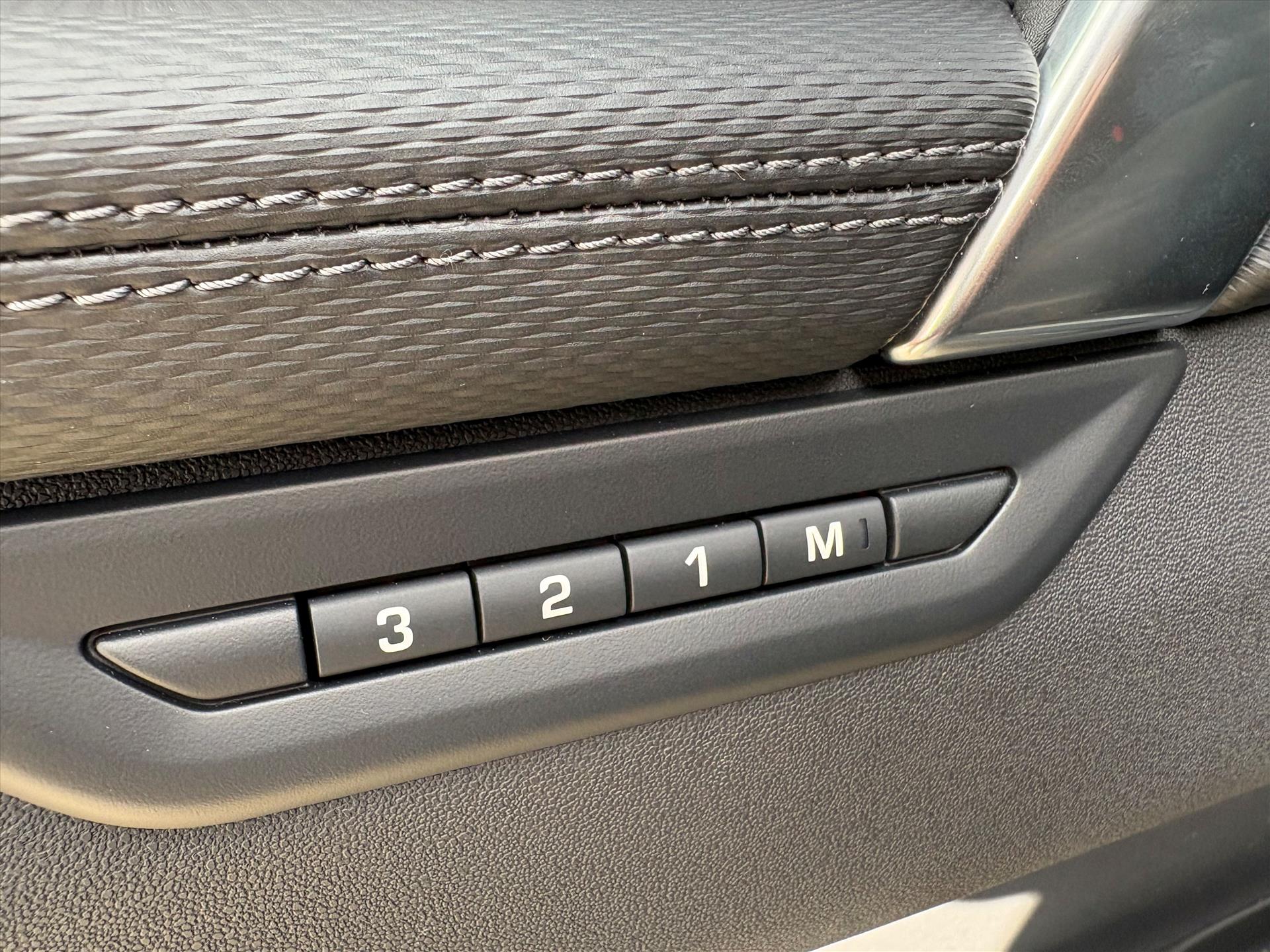 Land Rover Discovery Sport - foto 9