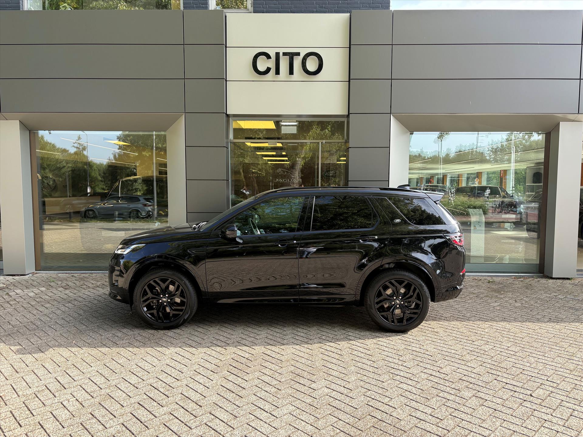 Land Rover Discovery Sport - foto 2