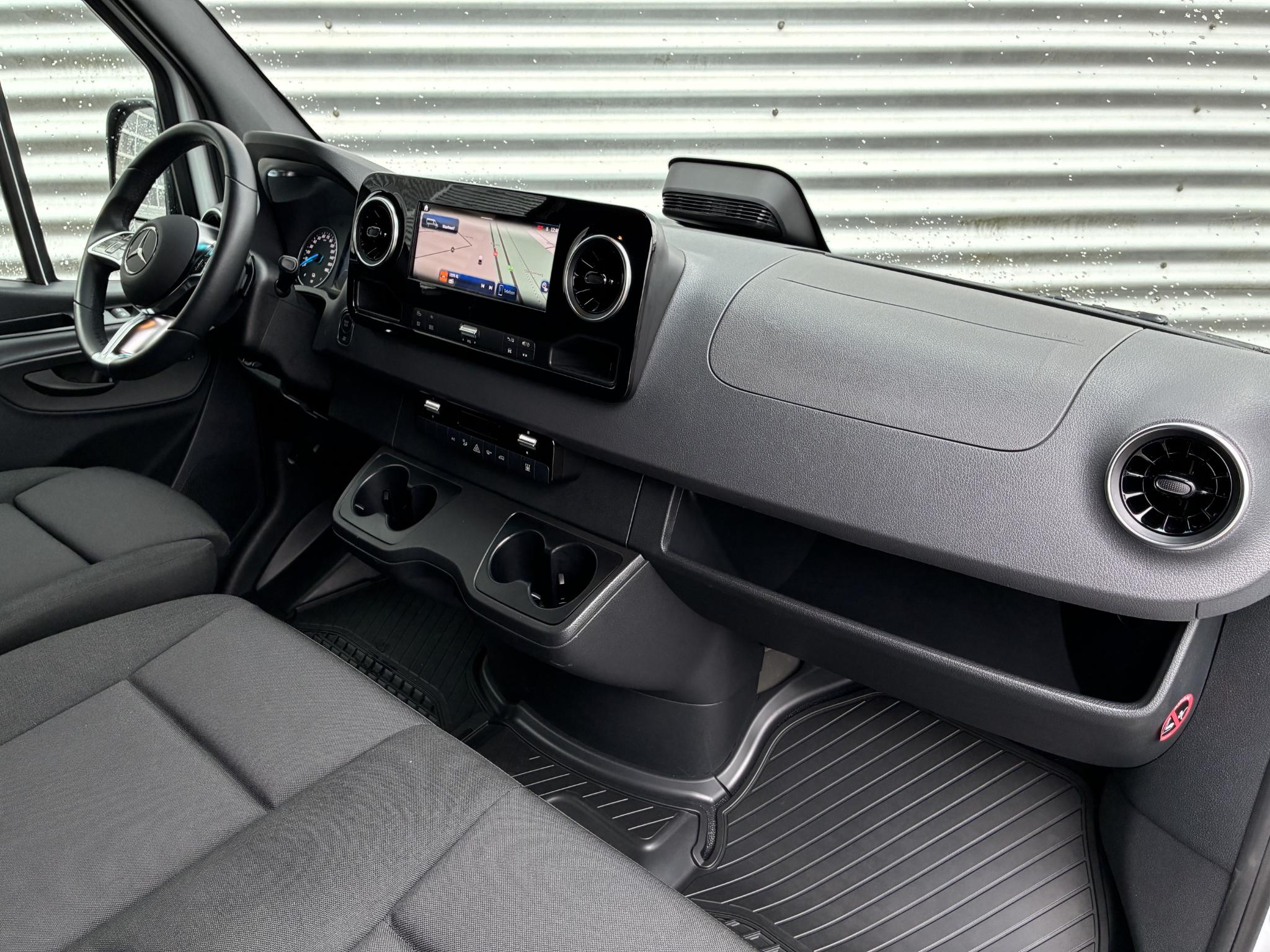 Mercedes-Benz eSprinter 320 L2 Pro-Edition 81kWh | 204pk | Wltp 313km - Afbeelding 4