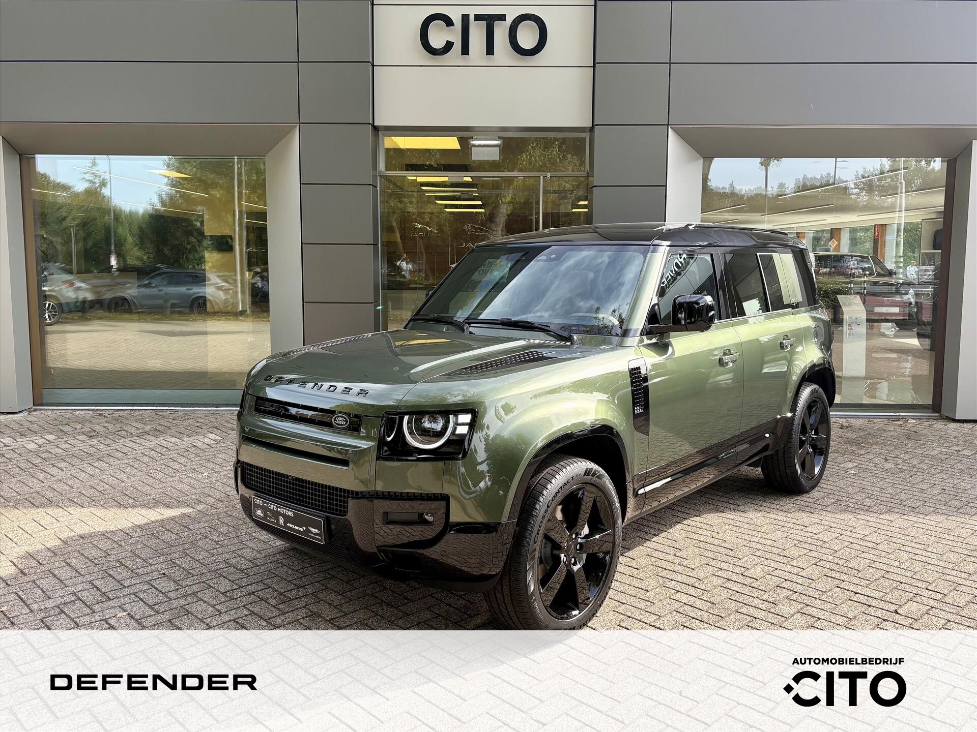 Land Rover Defender - foto 1