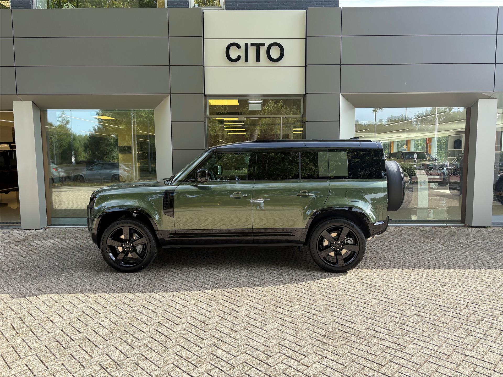 Land Rover Defender - foto 2