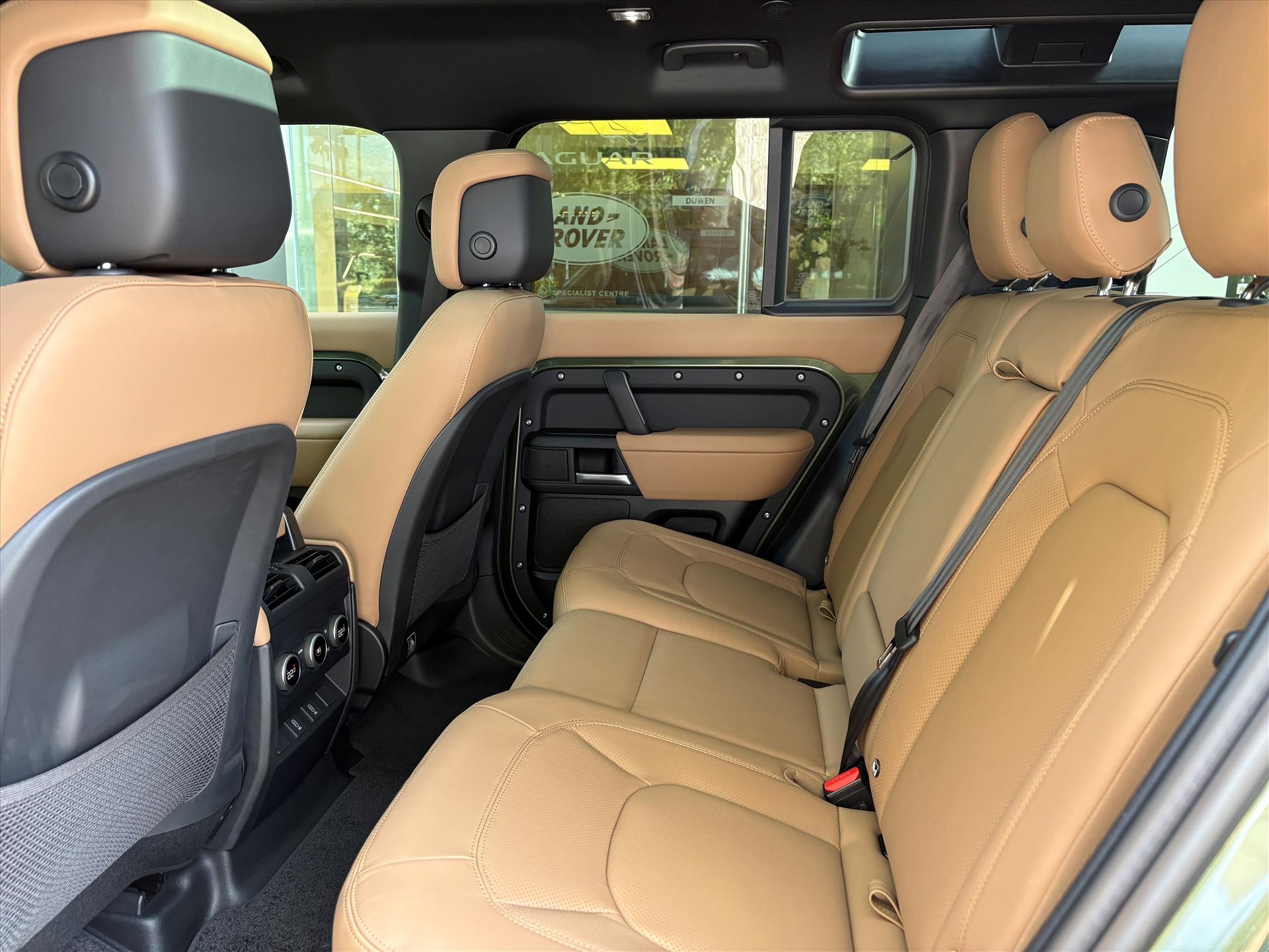 Land Rover Defender - foto 37