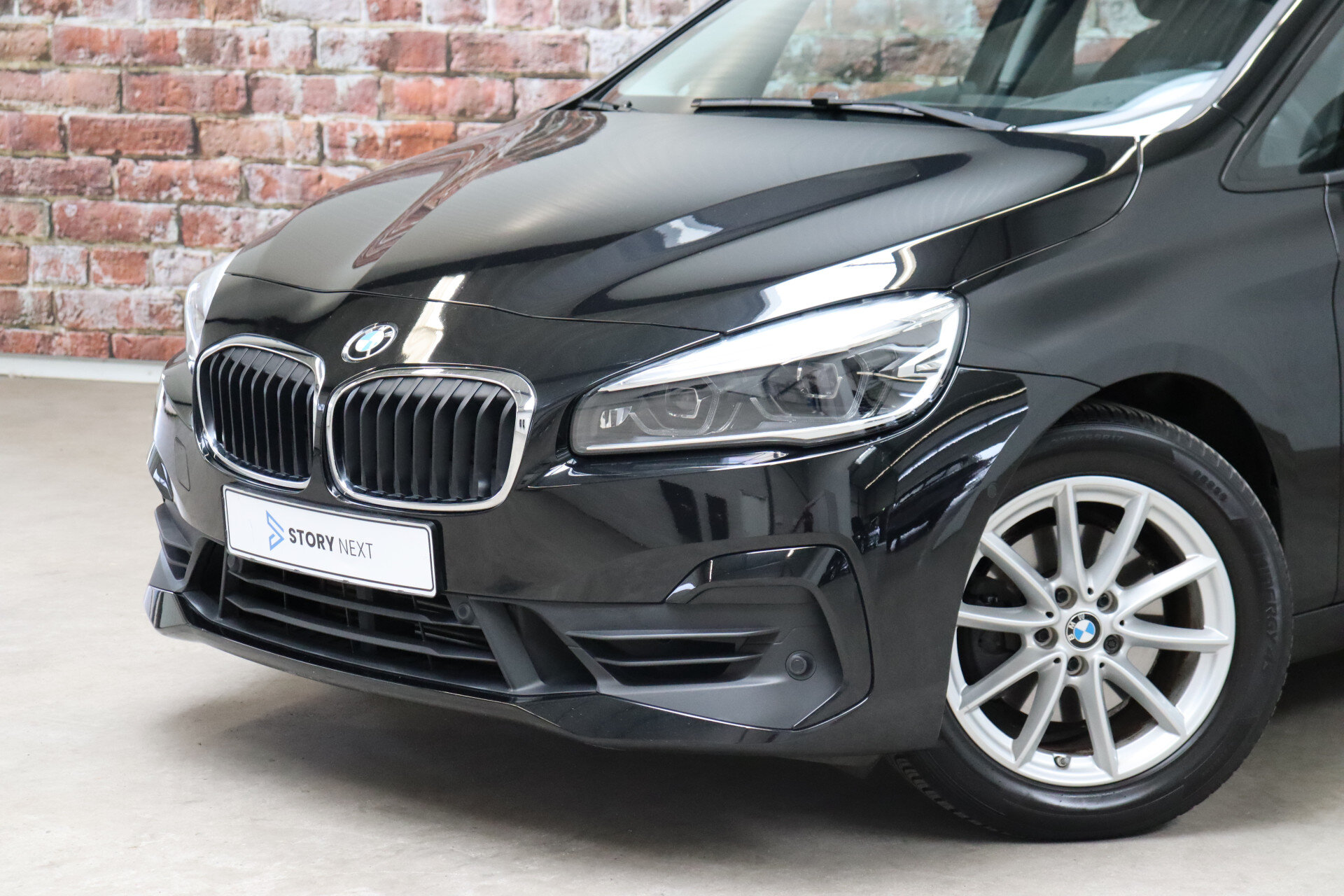 BMW 2 Serie Active Tourer 220i Executive Automaat - Afbeelding 2