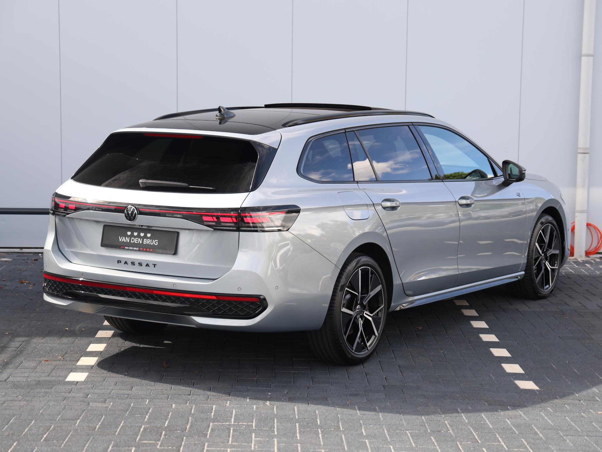 Volkswagen Passat Variant 1.5 eHybrid R-Line Edition - Afbeelding 5