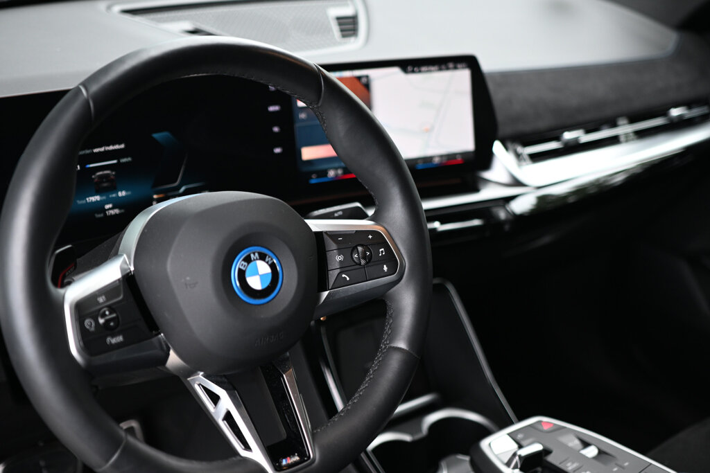 BMW iX2 14