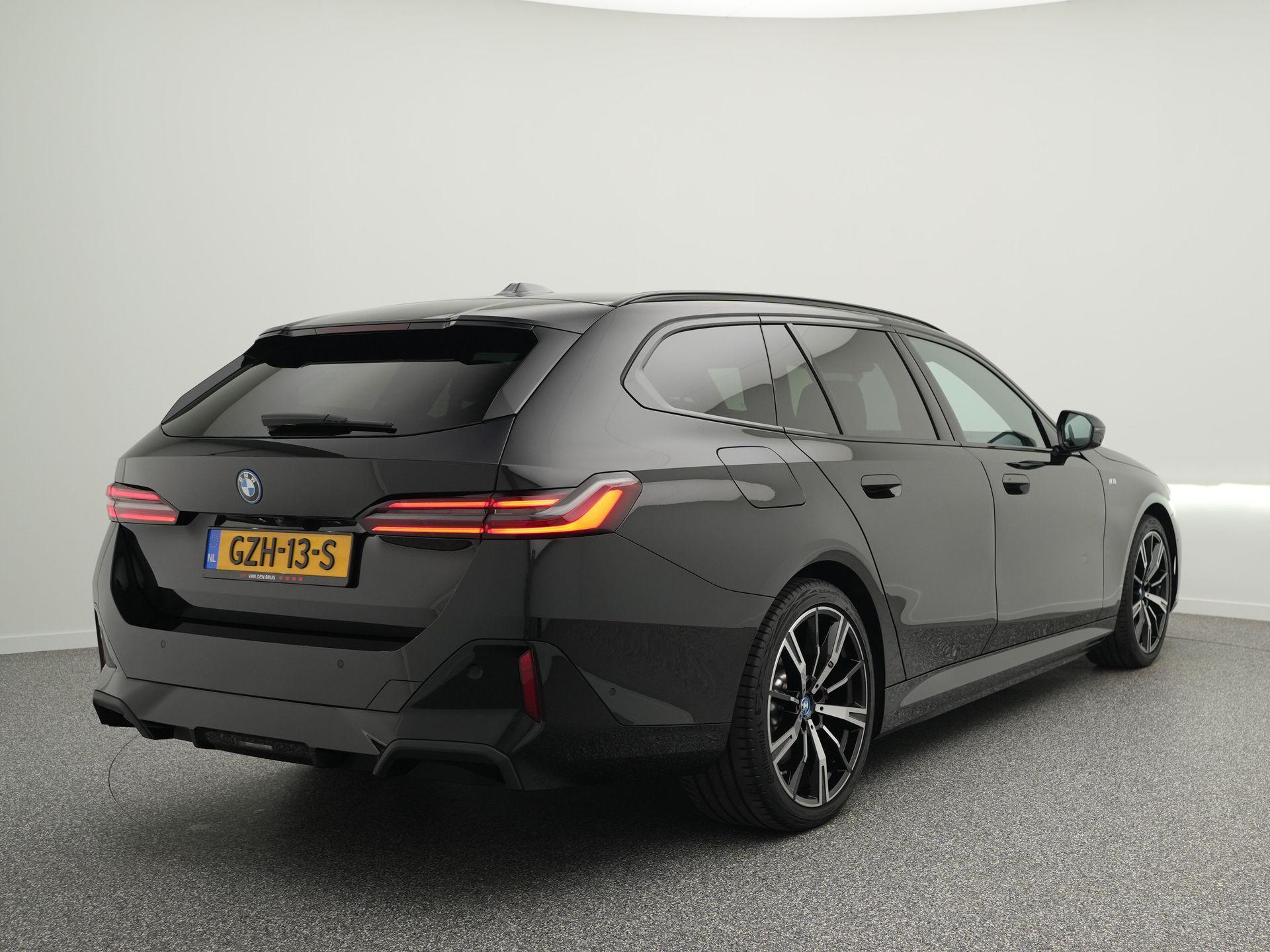 BMW 5 Serie Touring 530e 300 PK - Afbeelding 4