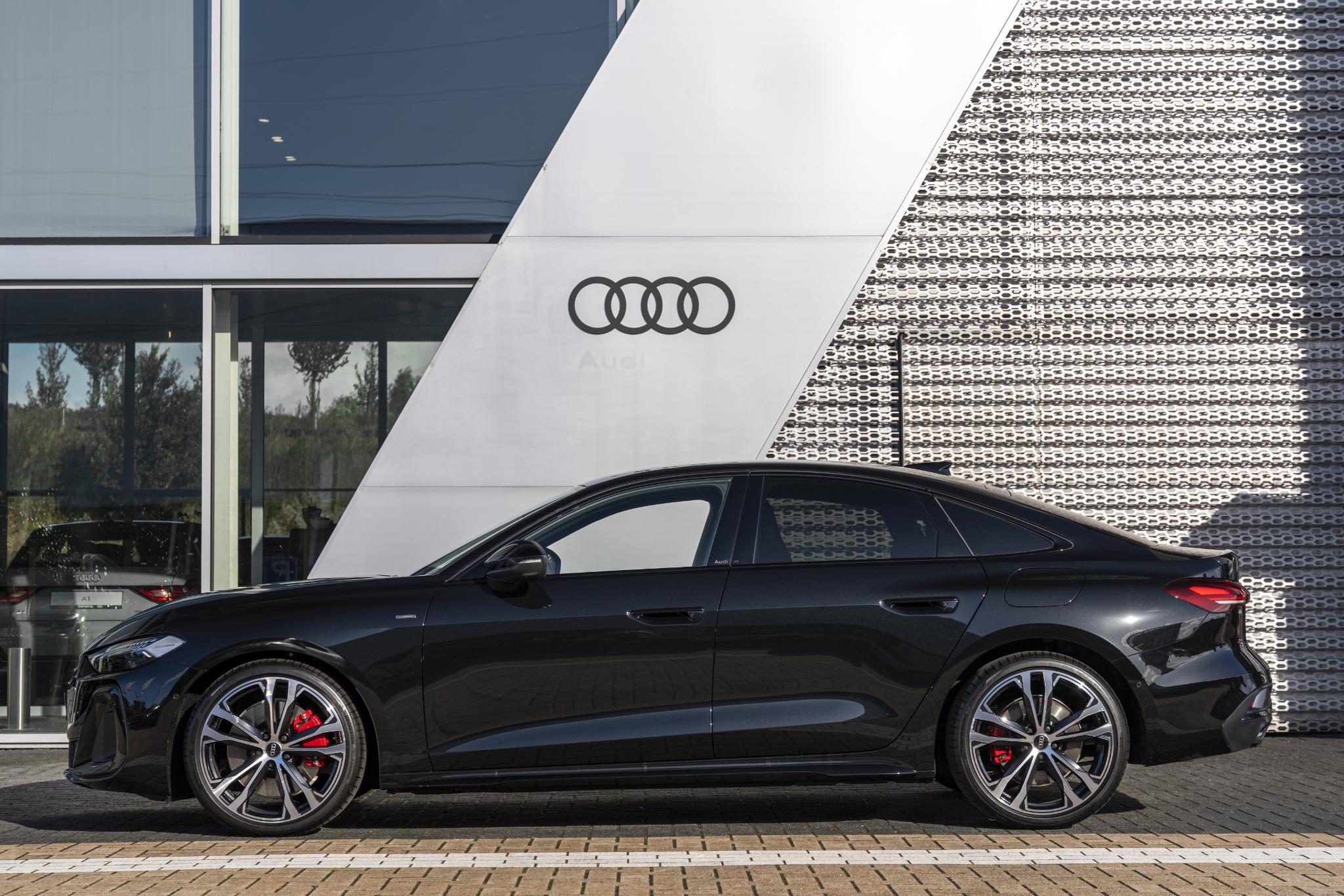 Audi A5 Limousine S edition e-hybrid 220 kW / 299 PK Limousine 7 ver - Afbeelding 4